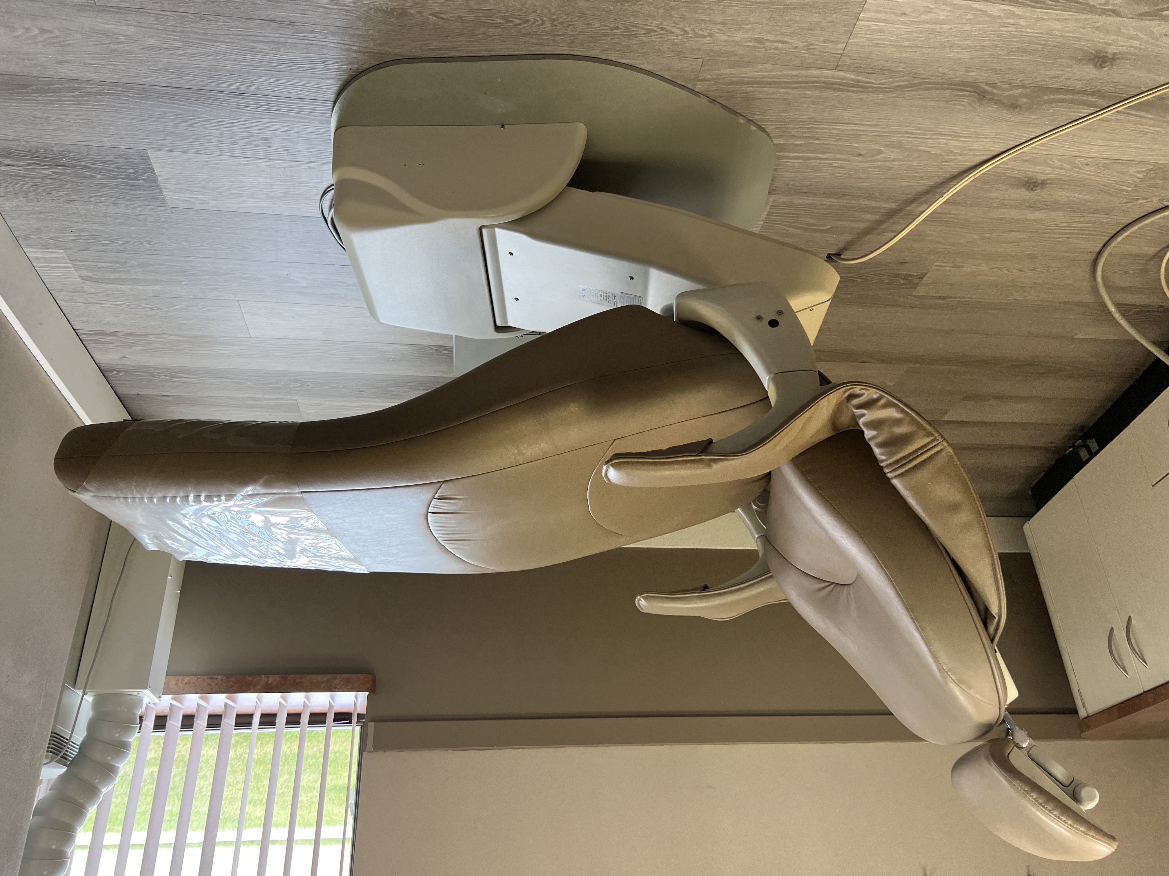 Marus Dental Chair DC1690